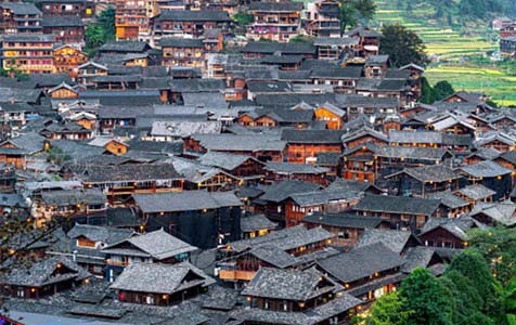 九寨沟6种常见的外墙仿石漆施工工艺！